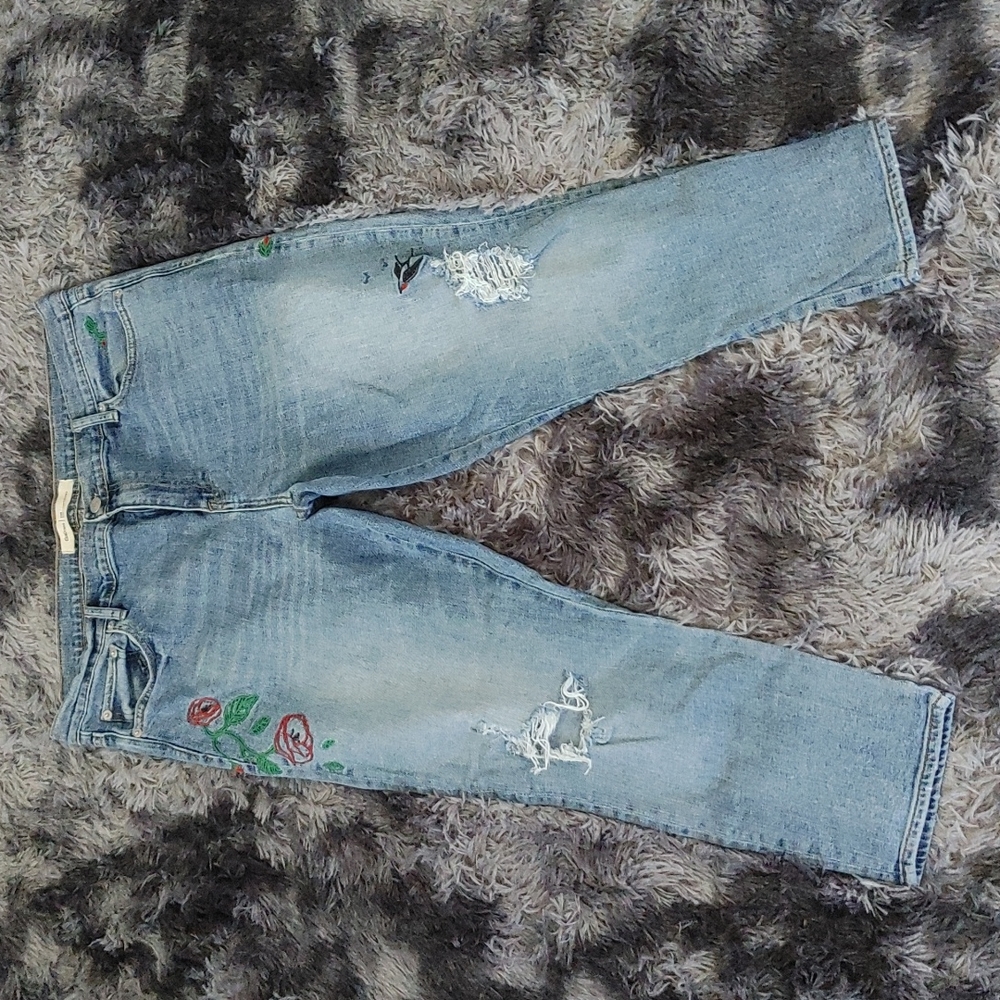 Gap Best Girlfriend Distressed Jeans 33R